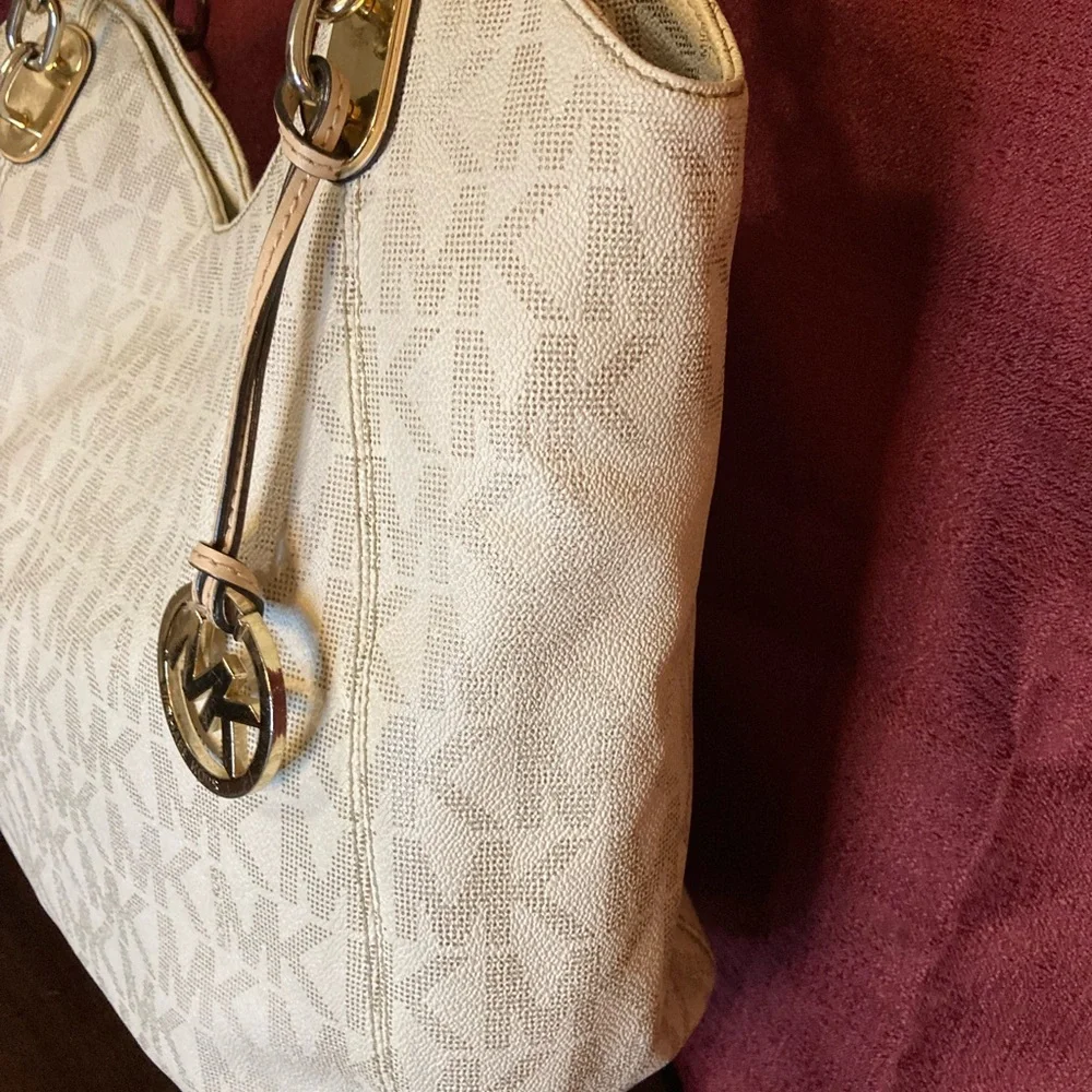 Mk Michael Kors signature logo embossed Satchel tote shoulderbag